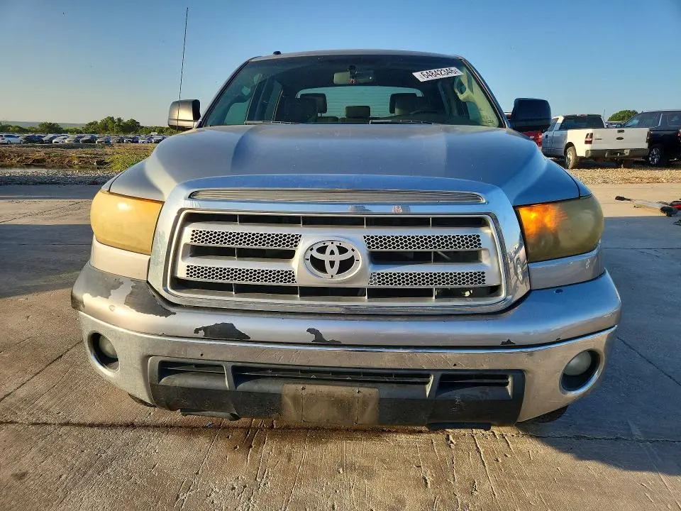 2010 TOYOTA TUNDRA CREWMAX SR5  