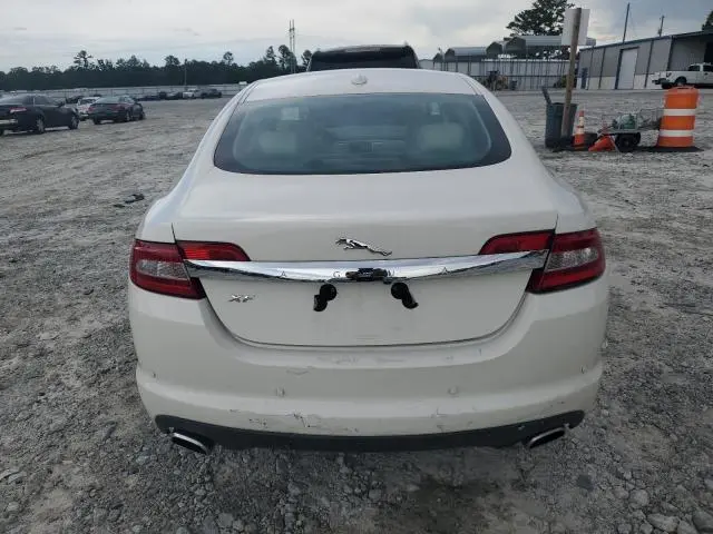 2010 JAGUAR XF PREMIUM  