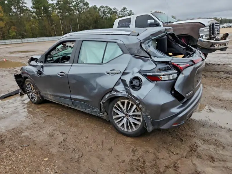 2021 NISSAN KICKS SV  