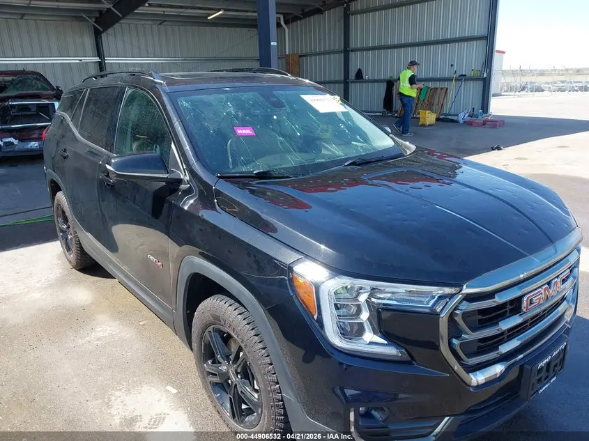 2023 GMC TERRAIN AWD AT4