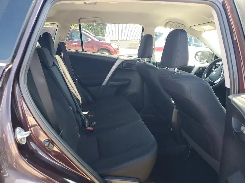 2016 TOYOTA RAV4 LE  