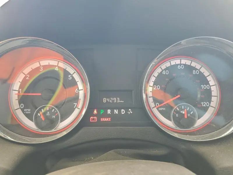 2013 DODGE GRAND CARAVAN SE  