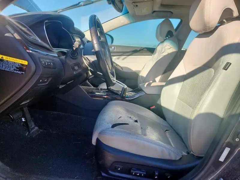 2015 KIA CADENZA PREMIUM  