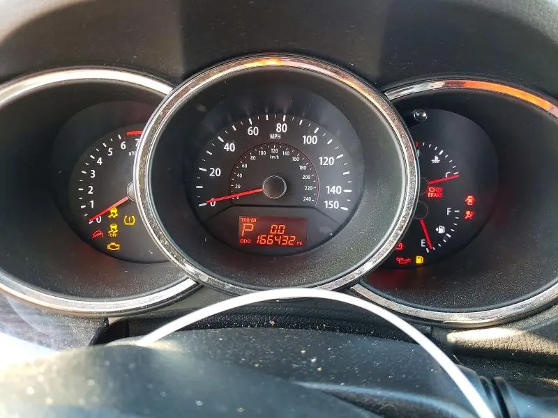2013 KIA SORENTO LX  