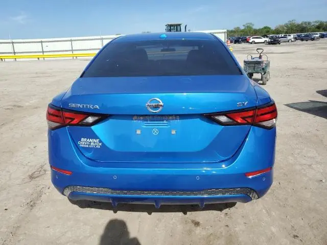 2022 NISSAN SENTRA SV  
