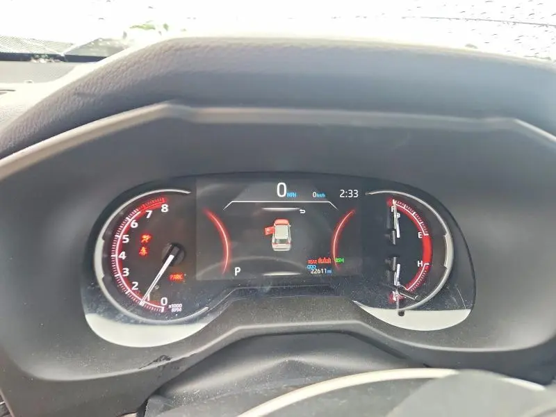 2023 TOYOTA RAV4 XLE  