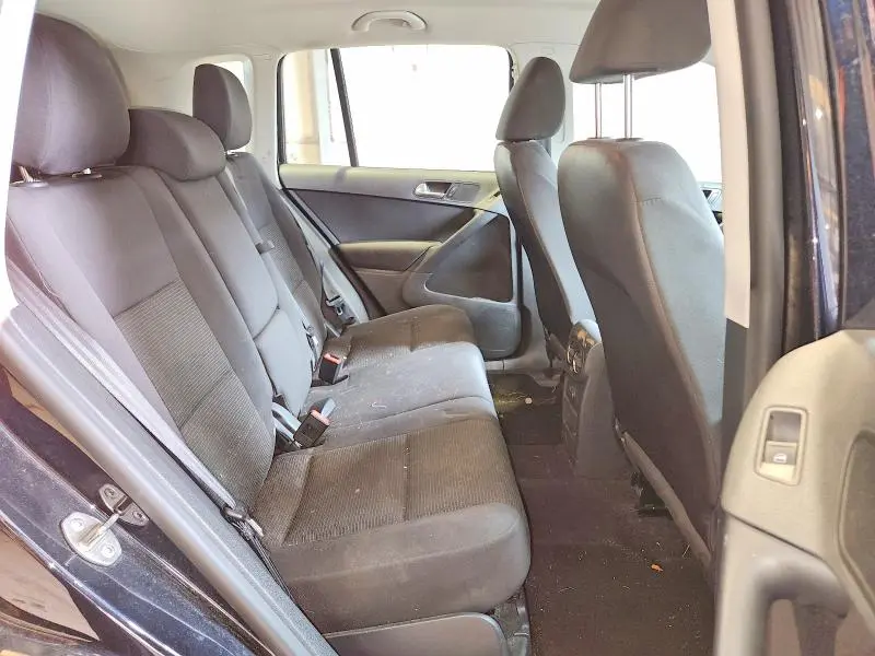 2017 VOLKSWAGEN TIGUAN S  