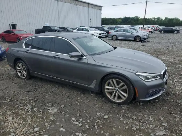 2016 BMW 750 XI