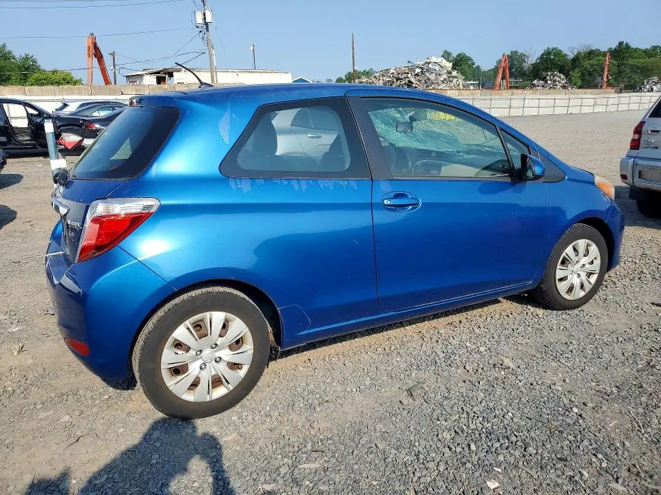 2012 TOYOTA YARIS 3-DOOR LE  