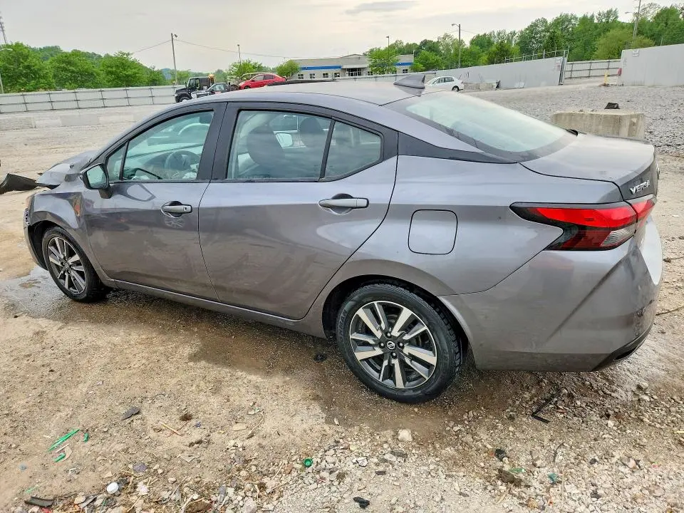 2021 NISSAN VERSA SV  