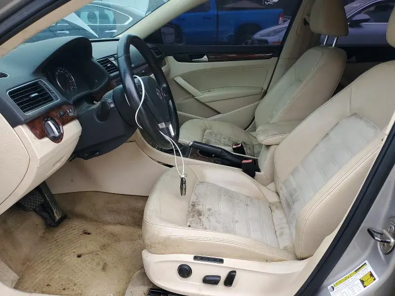2013 VOLKSWAGEN PASSAT SEL  