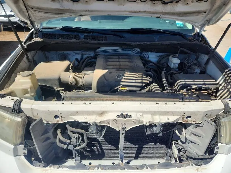 2012 TOYOTA TUNDRA CREWMAX LIMITED  