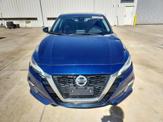 2022 NISSAN ALTIMA SR  