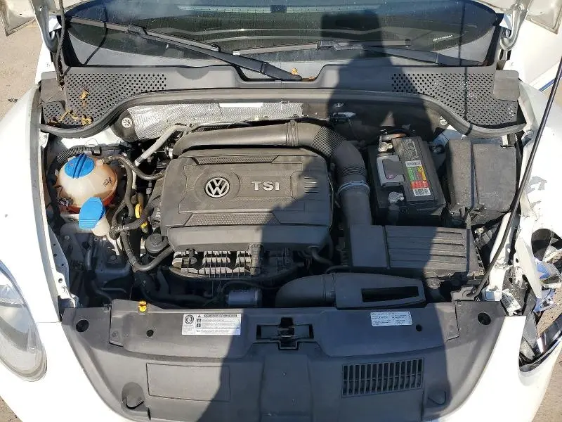 2017 VOLKSWAGEN BEETLE 1.8T  