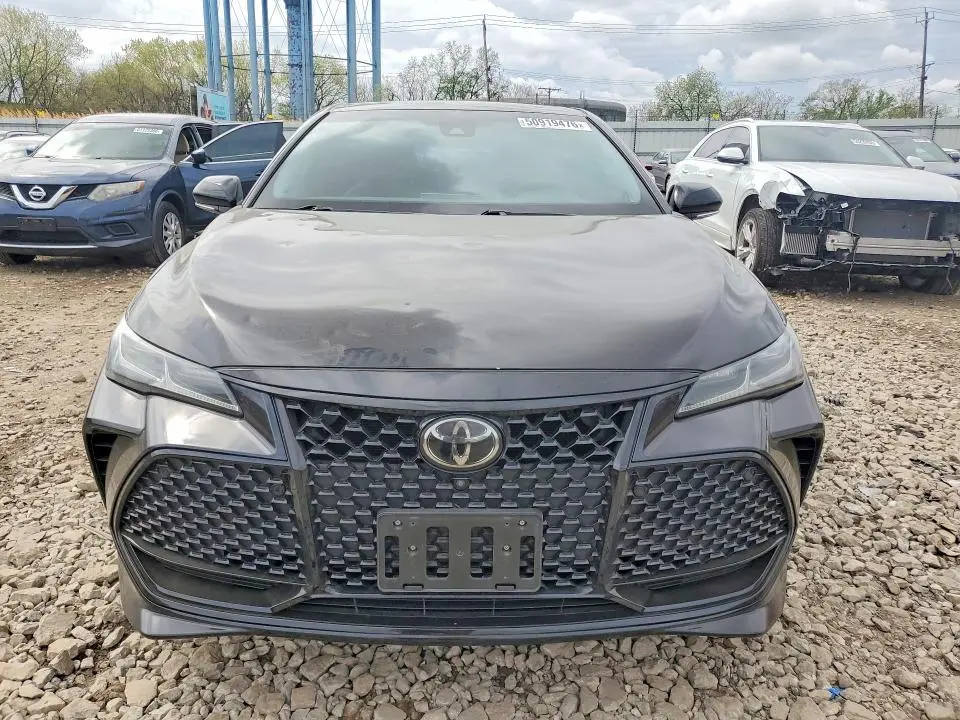 2019 TOYOTA AVALON TOURING  