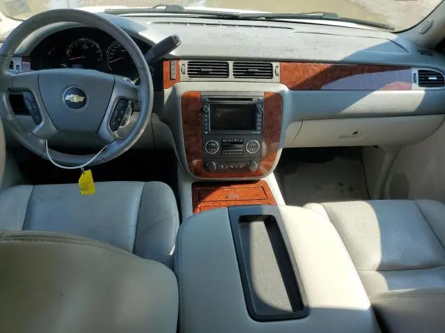 2011 CHEVROLET SUBURBAN C1500 LTZ  