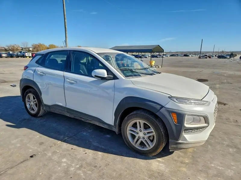 2020 HYUNDAI KONA SE  