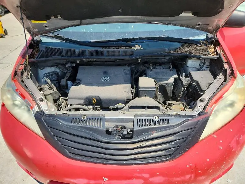 2011 TOYOTA SIENNA BASE 7-PASSENGER  