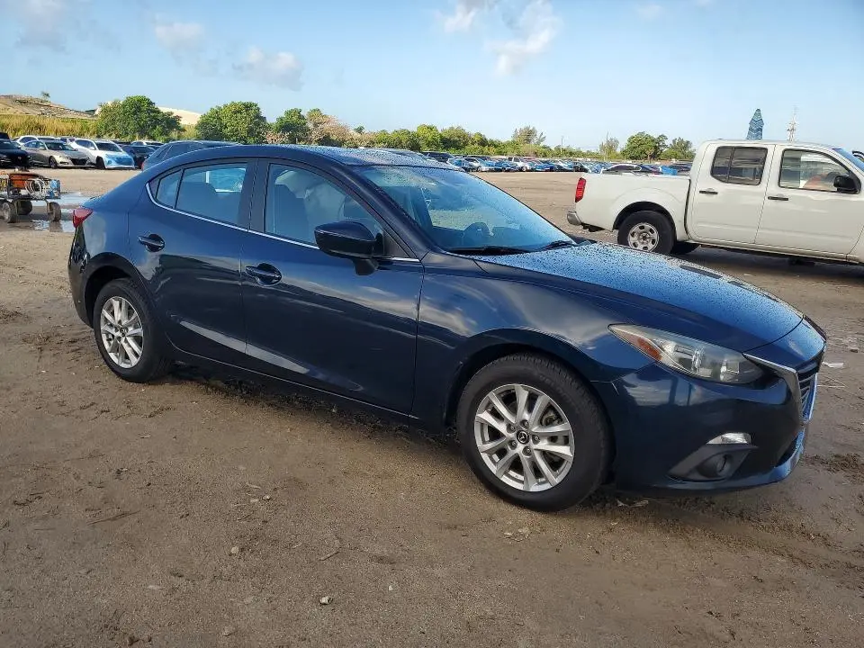 2016 MAZDA 3 TOURING  