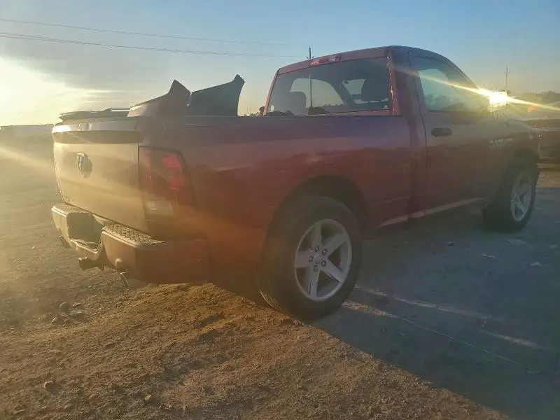2014 RAM 1500 ST  