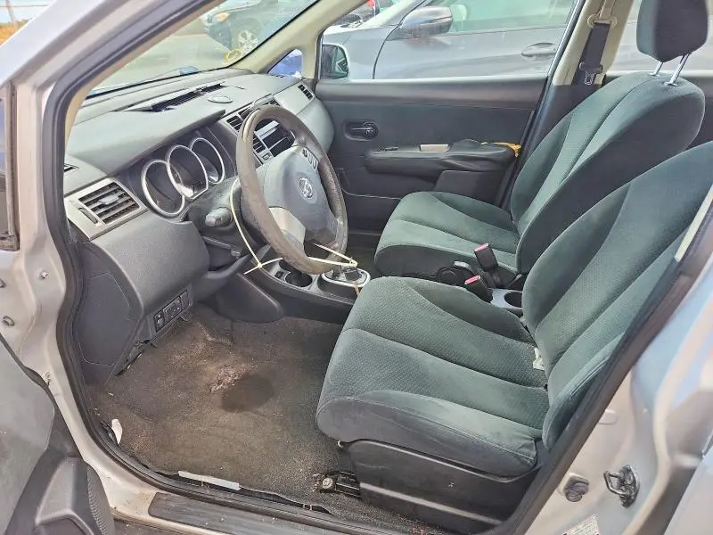 2010 NISSAN VERSA 1.8 S  