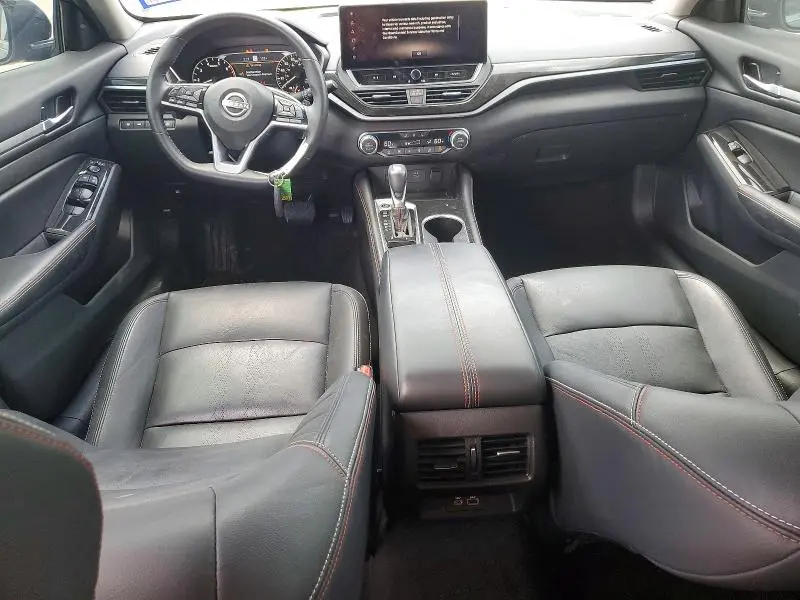 2024 NISSAN ALTIMA SR  