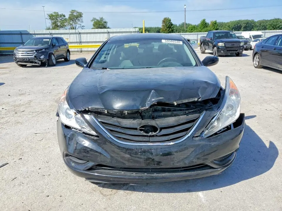 2011 HYUNDAI SONATA GLS  