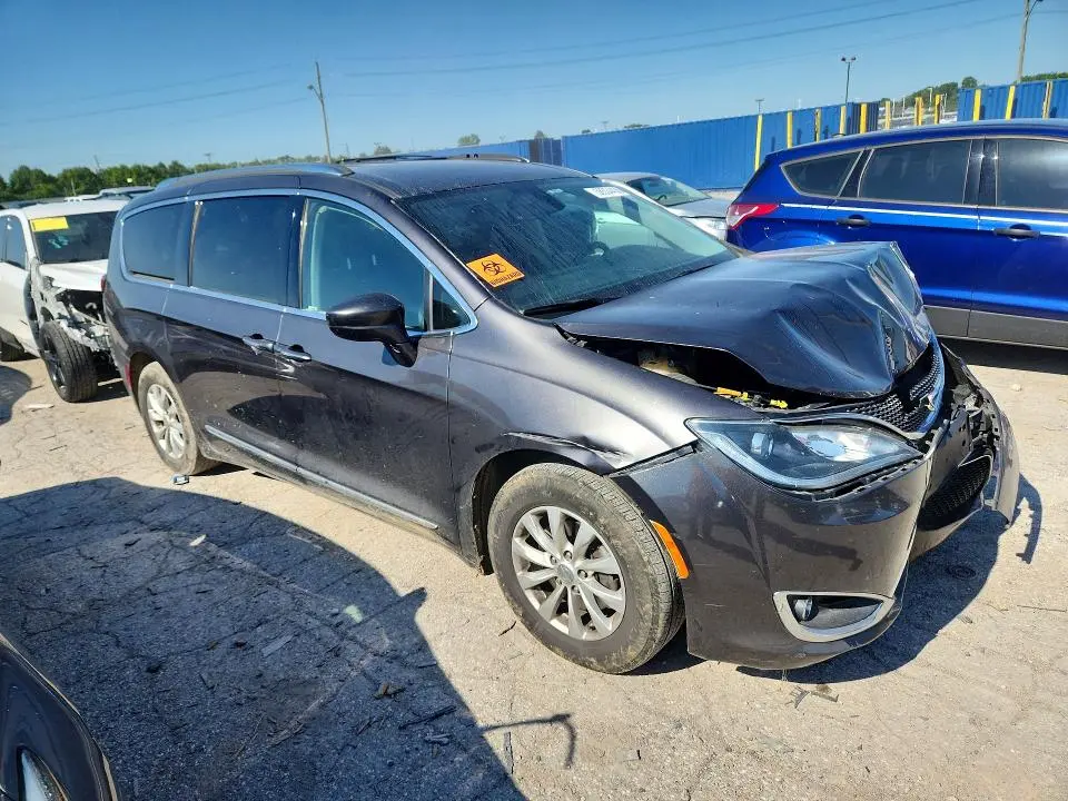 2019 CHRYSLER PACIFICA TOURING L  