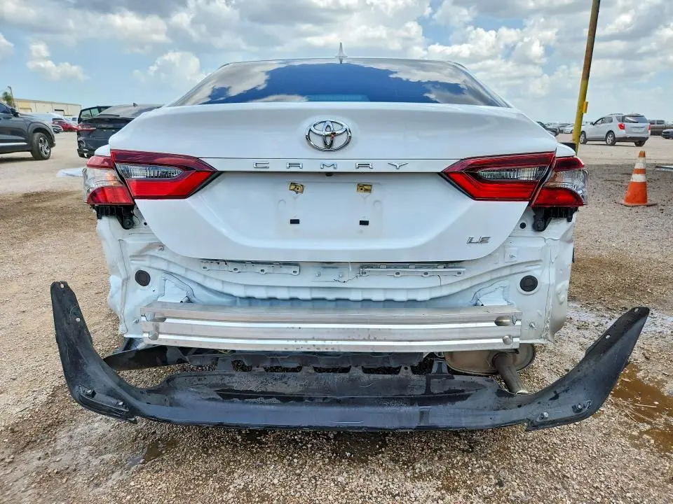 2023 TOYOTA CAMRY LE  