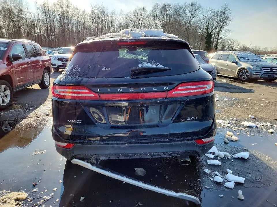2017 LINCOLN MKC PREMIERE  