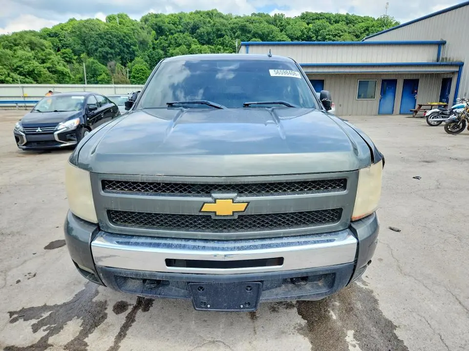 2011 CHEVROLET SILVERADO K1500 LT  