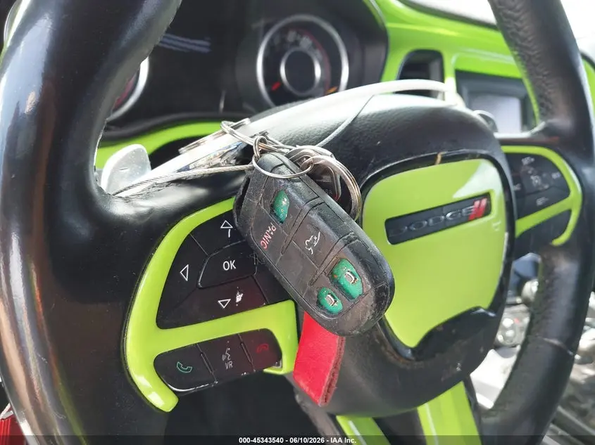 2015 DODGE CHALLENGER SXT