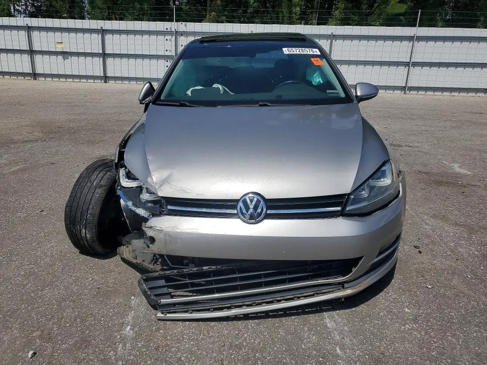 2016 VOLKSWAGEN GOLF S/SE  