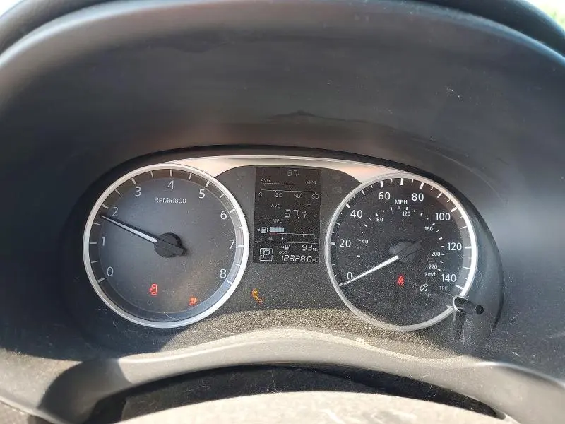 2020 NISSAN KICKS S  