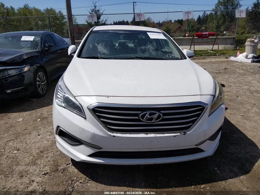2016 HYUNDAI SONATA SE