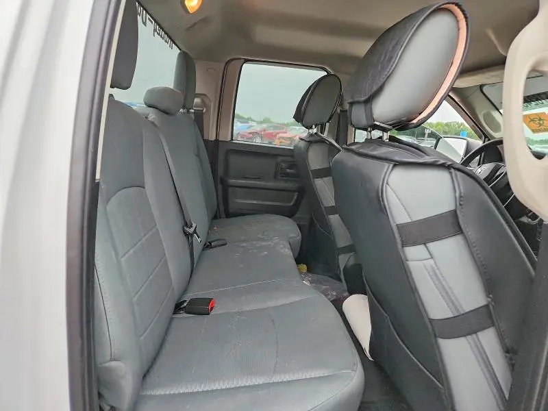 2016 RAM 1500 ST  