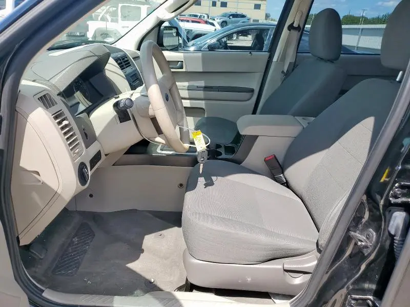 2012 FORD ESCAPE XLS  