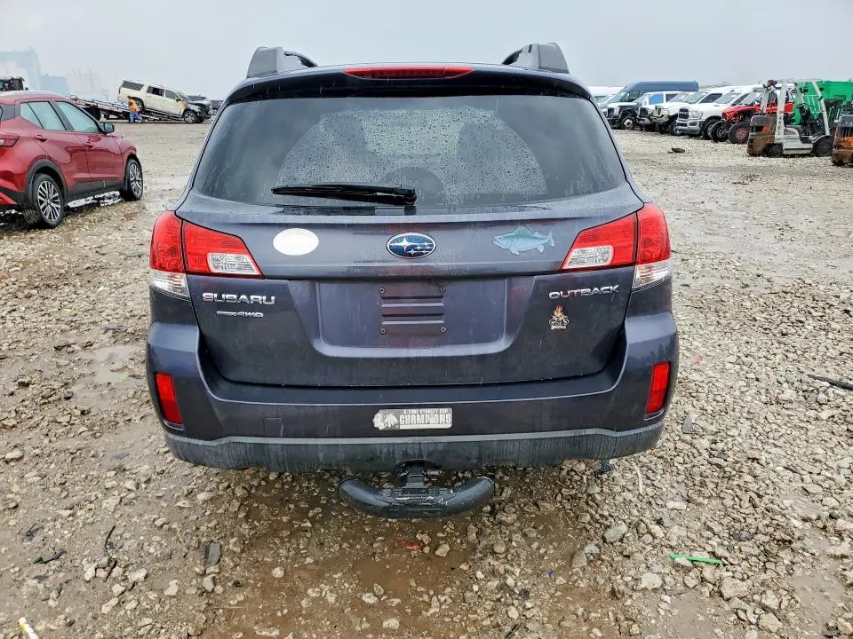 2013 SUBARU OUTBACK 2.5I PREMIUM  