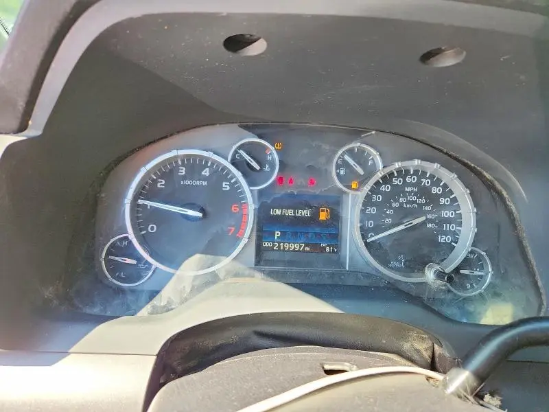 2016 TOYOTA TUNDRA CREWMAX SR5  