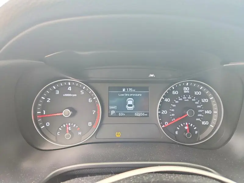 2021 KIA FORTE LXS  