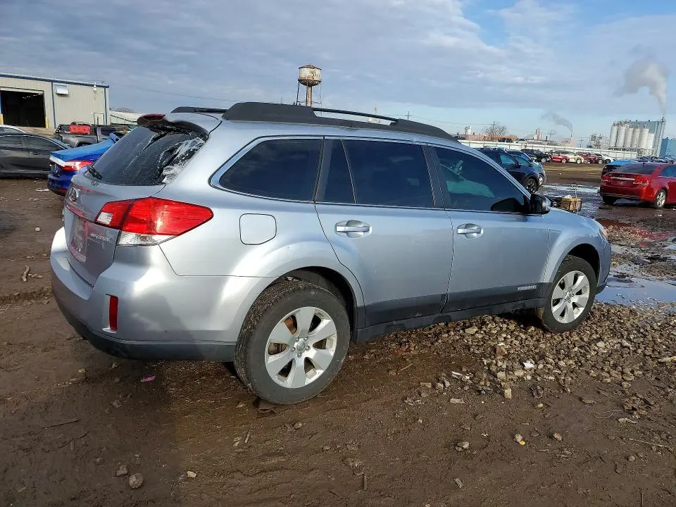 2012 SUBARU OUTBACK 2.5I  