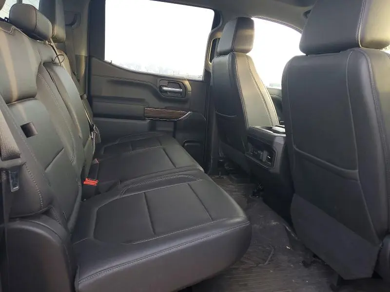 2021 CHEVROLET SILVERADO K1500 RST  