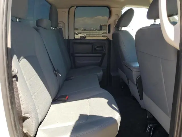 2016 RAM 1500 ST  