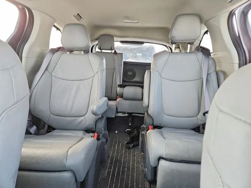 2024 TOYOTA SIENNA LIMITED  