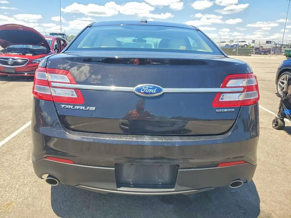2014 FORD TAURUS SE  