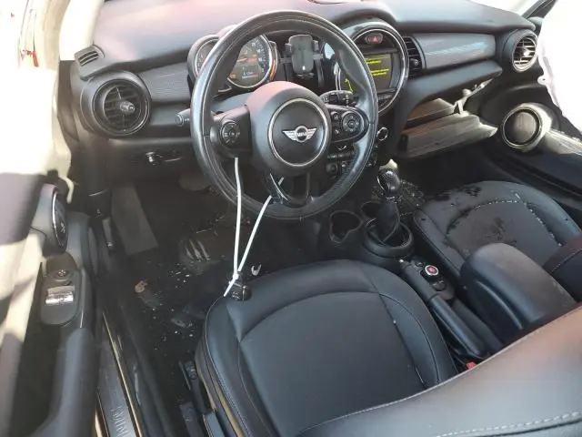 2018 MINI COOPER   