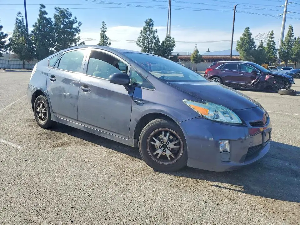 2011 TOYOTA PRIUS   