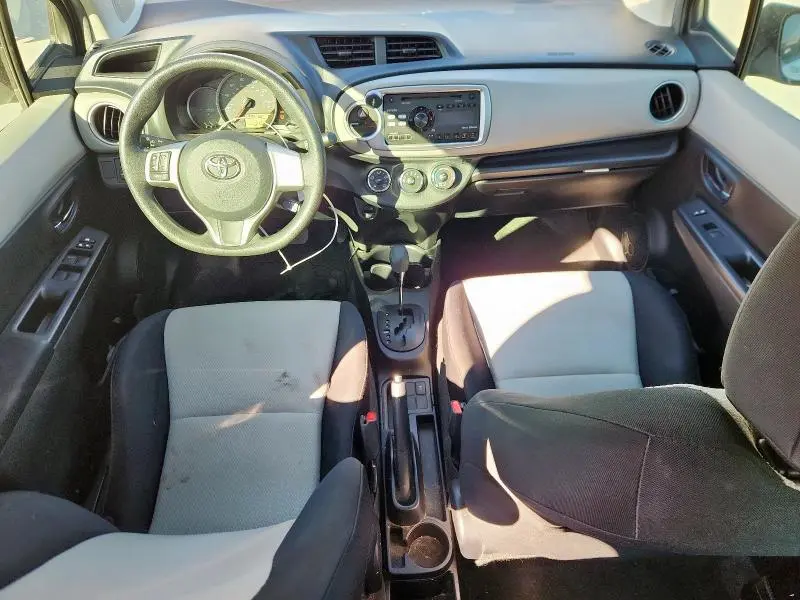 2012 TOYOTA YARIS 5-DOOR LE  