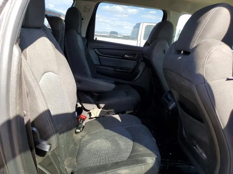 2015 CHEVROLET TRAVERSE LT  