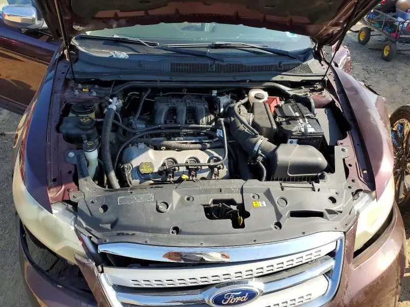 2011 FORD TAURUS LIMITED  